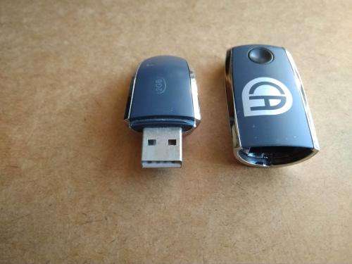 USB Pen 2GB and Laser Pointer