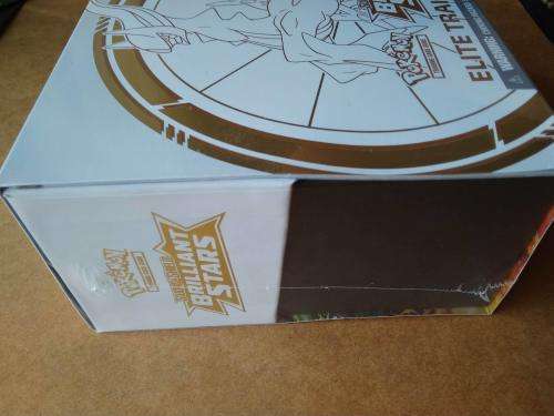 Pokemon Elite trainer box Brilliant stars