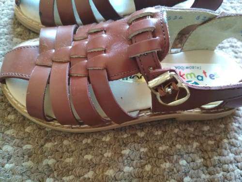 Woolworths Walkmates Kid`s Baby`s Shoes/Sandals - Size 7.5 - leather uppers