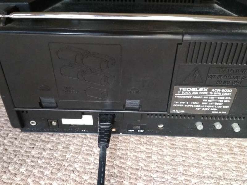 Vintage Tedelex 5` Black & White Portable TV, Radio & Simulcast (Tested & Working)