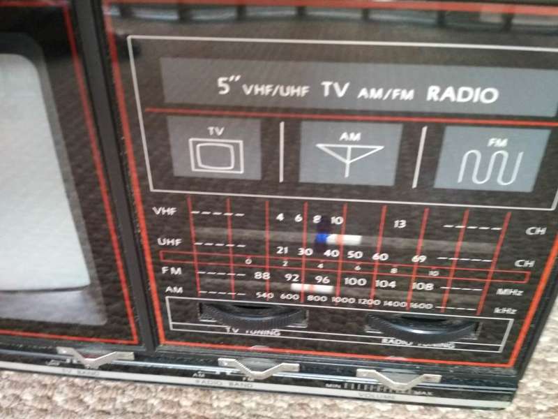 Vintage Tedelex 5` Black & White Portable TV, Radio & Simulcast (Tested & Working)