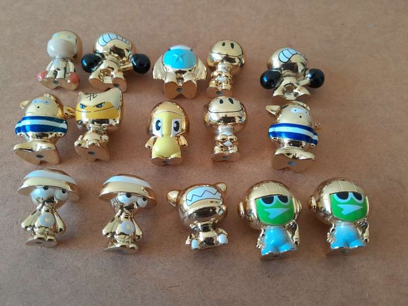15xGogos Crazy Bones Gold Series Limited Edition & Tin