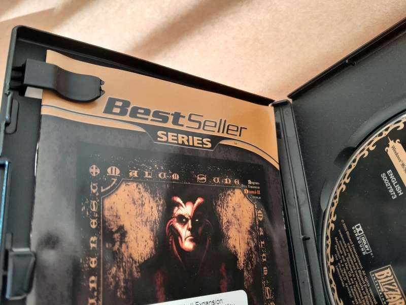 Diablo 2 and Expansion Set: Lord of Destruction - CIB PC-CD Game