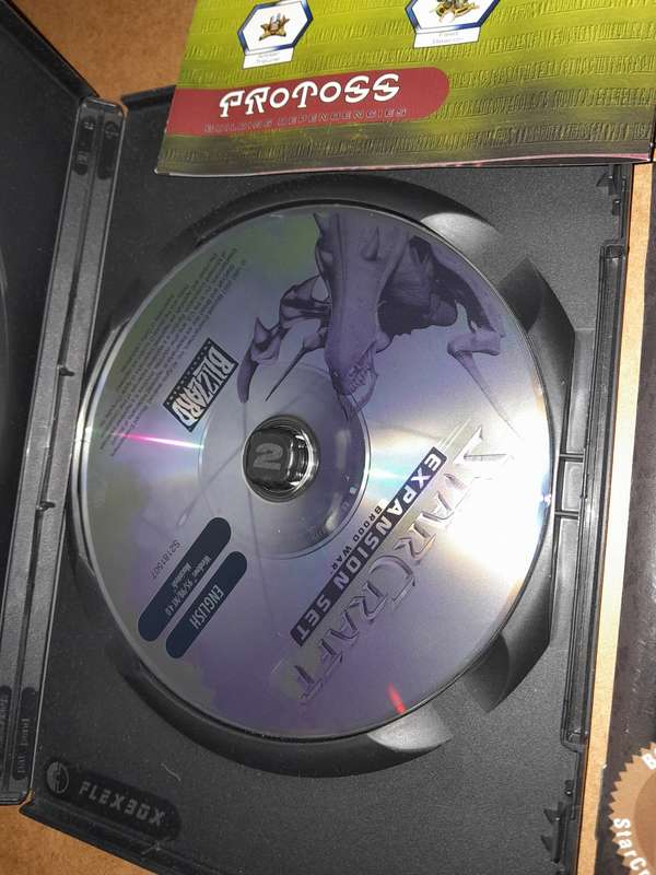 Starcraft + Expansion Set (Brood War)- PC CD/DVD Game