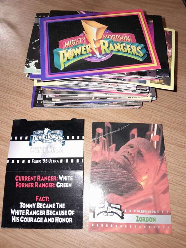 Vintage Assorted set of MIGHTY MORPHIN POWER RANGERS TRADING CARDS