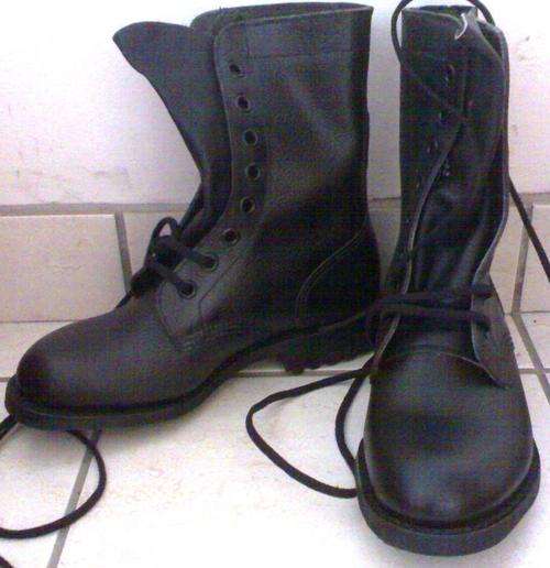 Black DSW Leather Combat/Field Boots (size 6)