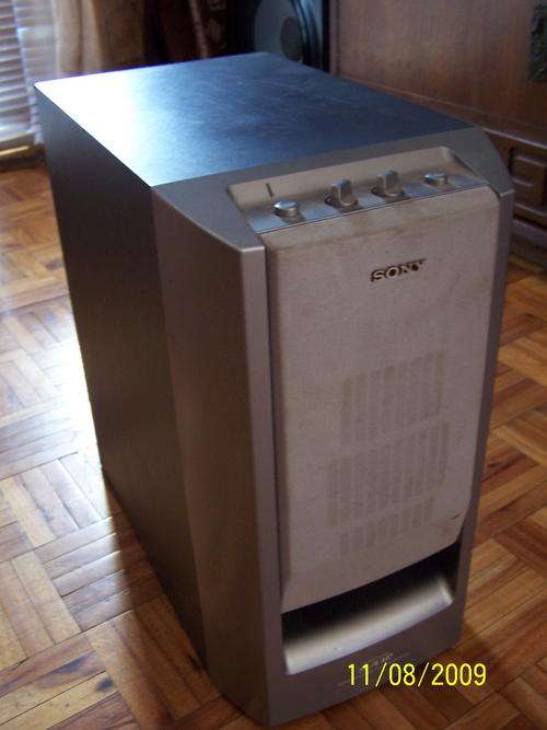 SONY SUBWOOFER FOR INTERTAINMENT CENTRE