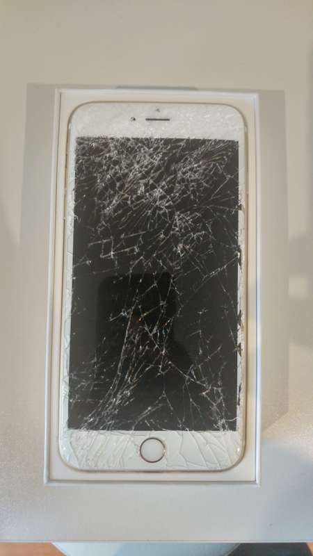 Gold Apple Iphone 6s Plus - READ DESCRIPTION!