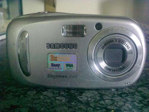 samsung digimax 4.0 mega pixels