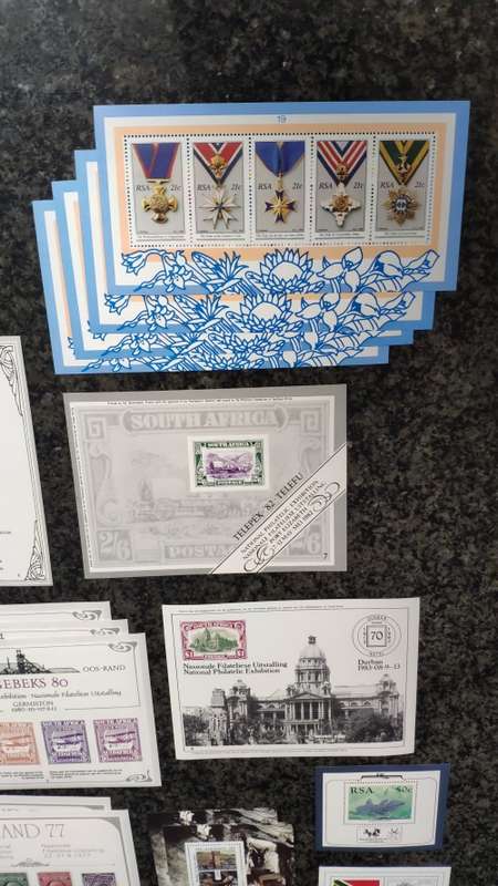 Booklets and Mini-sheets (>100) Mint and CTO
