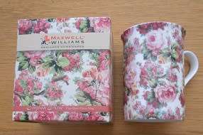 Maxwell Williams Fine Bone China Mug - English Rose - new in box