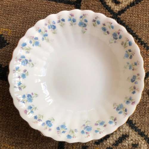 Royal Albert "Memory Lane" bowl