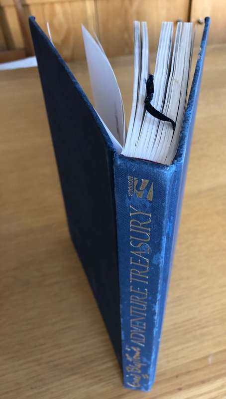 Enid Blyton`s Adventure Treasury (Hardcover)