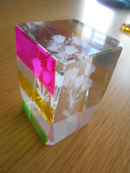 Decorative `I LOVE YOU` glass paperweight (in original box)
