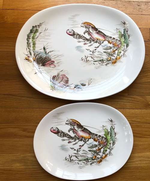 Johnson Brothers : 12 piece `Seafare` fish set of 2 serving platters and 10 dinner plates