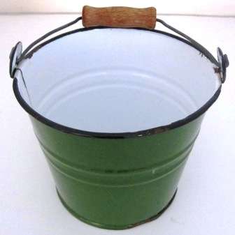 Enamel bucket - please note description