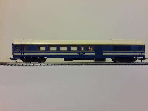 SAR LIMA HO GAUGE BLUE TRAIN COACH