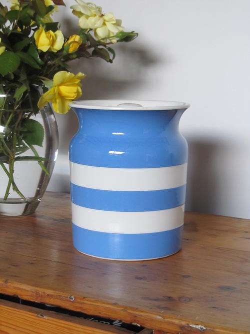 Collectable Cornish ware - T. G. Green & Co Storage Jar