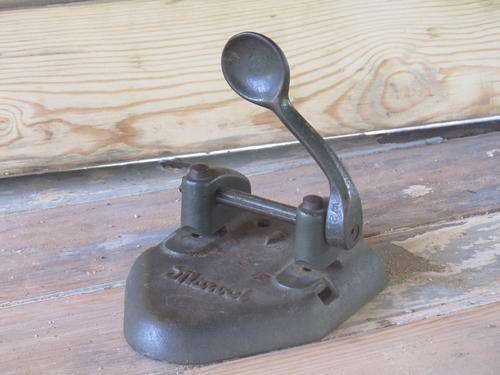 VINTAGE PUNCH BY MARVEL  - WILSON JONES CO CHICAGO