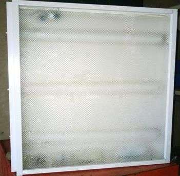 Fluorescent Ceiling Light 600x600