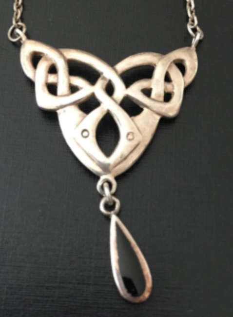 Celtic knot Sterling Silver and onyx pendant necklace ~ A beauty.