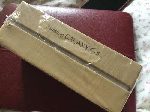 GREAT DEAL - Samsung Galaxy S5 16GB (White) cellphone BRAND NEW