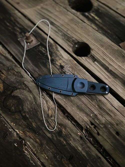 Steel Neck Dagger