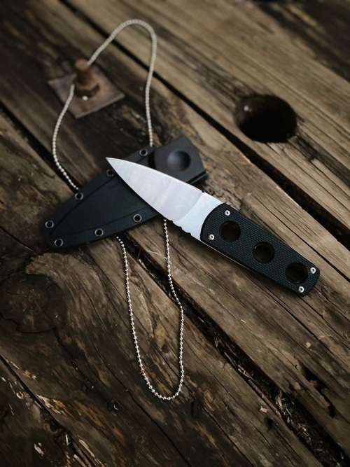 Steel Neck Dagger