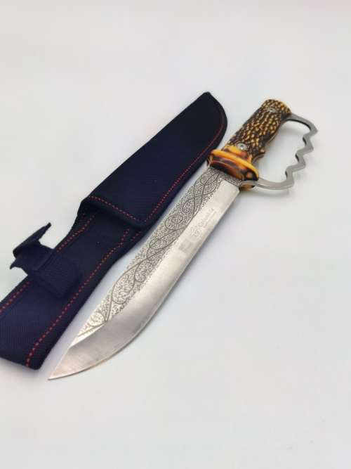 Exquisite Design Hunting Knife