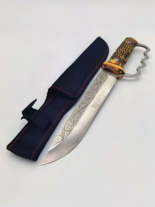 Exquisite Design Hunting Knife