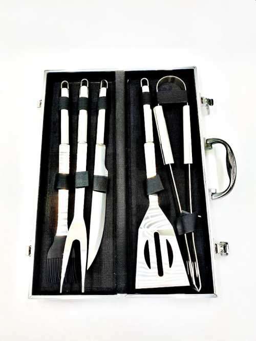 Professional BRAAI MASTER SET (5 piece Quality stainless steel in Aluminium Case)