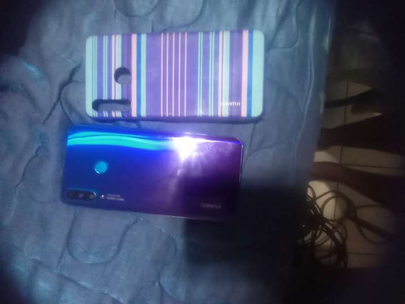 Pre owned Huawei P30 Lite 128GB, 4GB Ram single sim Peacock Blue
