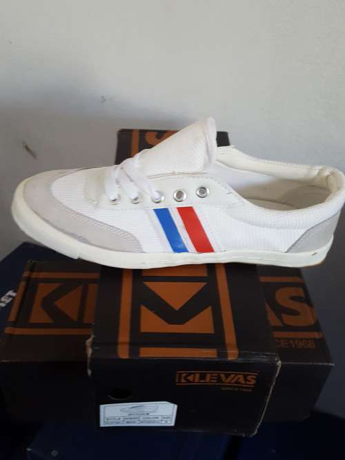 R149 !!!! CLEARANCE SALE !!!! VARIOUS STYLES !!!! BELOW COST !!!! BUY NOW !!!! LIMITED SIZES !!!!