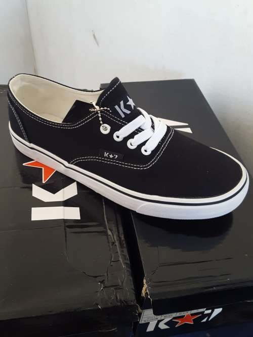 R149 !!!! CLEARANCE SALE !!!! VARIOUS STYLES !!!! BELOW COST !!!! BUY NOW !!!! LIMITED SIZES !!!!