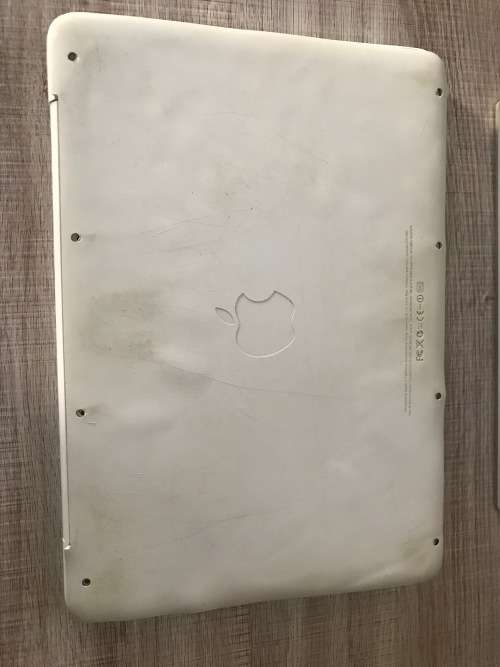 MACBOOK WHITE INTEL CORE 2 DUO CPU @ 2.40GHz 2.40GHz, 2GB RAM, 250GB HDD, OS X EL CAPITAN (4)