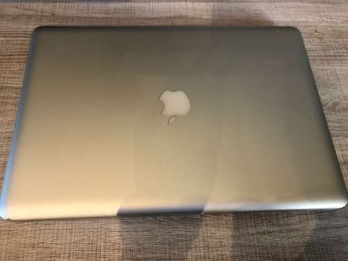 MACBOOK PRO i7, 15" INTEL CORE i7 QUAD CORE CPU @ 2,40GHz, 8GB RAM, 750GB HDD, MacOS SIERRA
