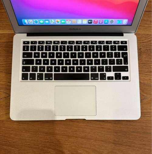 MACBOOK AIR 13`  INTEL CORE i7, 128GB SSD, 8GB RAM, 1.7GHZ 2013