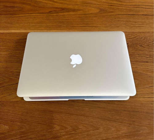 MACBOOK AIR 13`  INTEL CORE i7, 128GB SSD, 8GB RAM, 1.7GHZ 2013