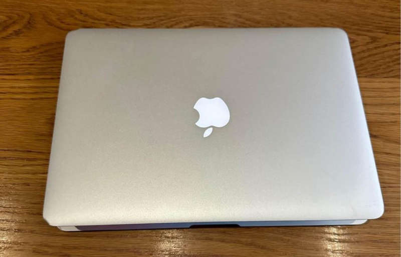 MACBOOK AIR 13`  INTEL CORE i5, 128GB SSD, 4GB RAM, 1.4GHZ  Mid 2014, MacOS Big Sur, NEW BATTERY