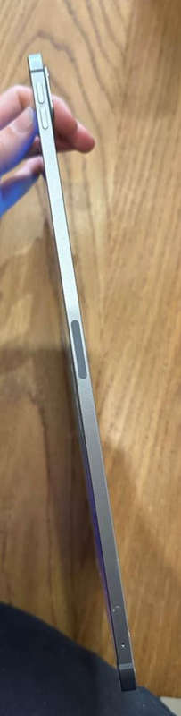 iPad Pro 12.9-inch, M2, 6th Generation, 128GB, WiFi + Cellular A2437