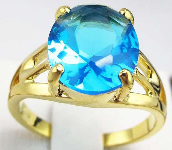 14K Yellow Gold Ring Noblest 5.6ct Blue Topaz