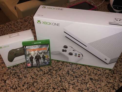*** XBOX One S 500GB + 2 Controllers + 1 Game, CRAZY R1!!!***