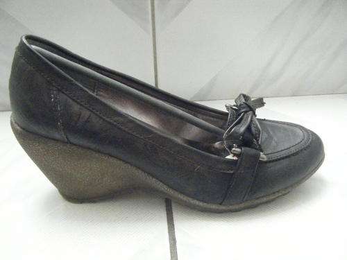 Ladies pump shoes