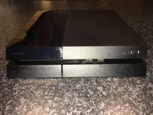 PS4 CUH-1116A for parts or repair