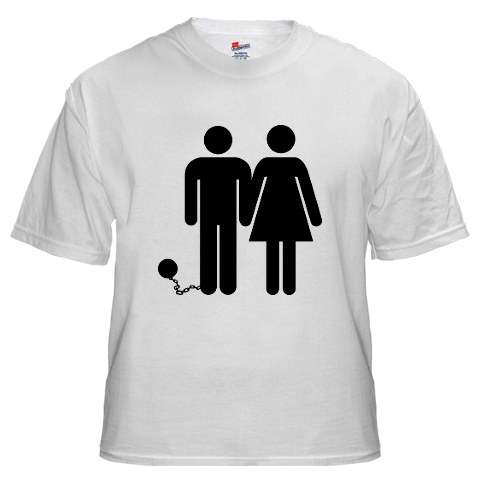 T-SHIRT - CHAINED LOVE