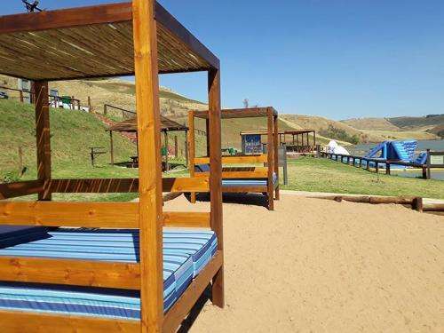 MASSIVE PRICE DROP !! Cayley Lodge (Drakensberg) 2 December - 9 December - 4 Sleeper