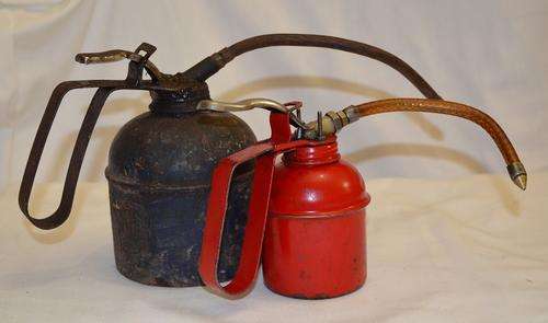 2 Oil Cans