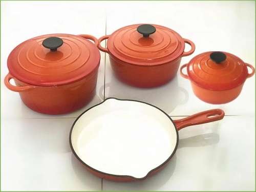 Traditional 7 Piece Cast Iron Cookware Set