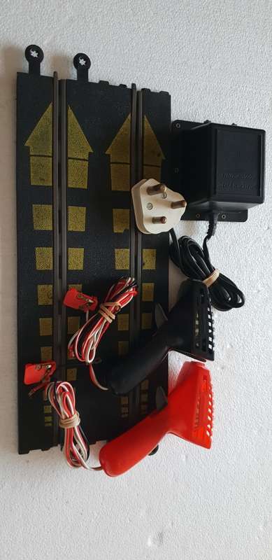 Scalextric Classic Power Setup Combo