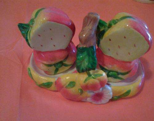 Salt and Pepper Sets - Blomme